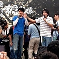 36.Dennis&amp;Lee-hom_落葉歸根預購簽名會20070701_35.jpg