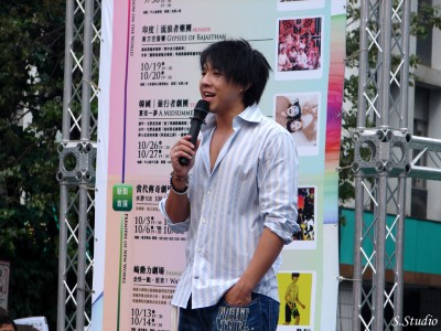 Dennis_20070930臺北藝術節開幕式_4.jpg