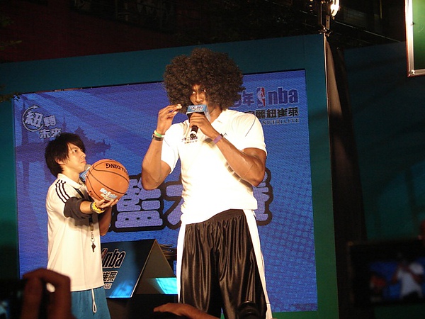 20100726安麗紐崔萊NBA魔獸Dwight Howard見面會125.JPG