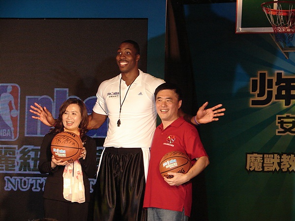 20100726安麗紐崔萊NBA魔獸Dwight Howard見面會52.JPG