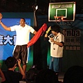 20100726安麗紐崔萊NBA魔獸Dwight Howard見面會147.JPG