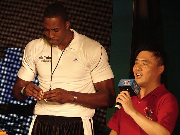 20100726安麗紐崔萊NBA魔獸Dwight Howard見面會30.JPG