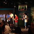 20100726安麗紐崔萊NBA魔獸Dwight Howard見面會51.JPG