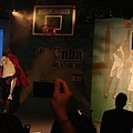 20100726安麗紐崔萊NBA魔獸Dwight Howard見面會148.JPG