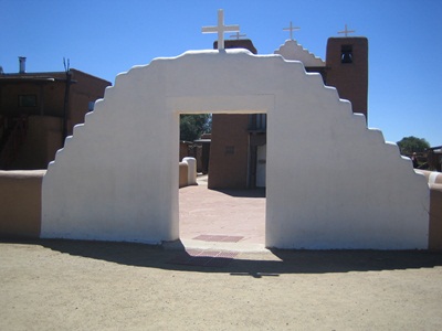 Taos-1.JPG