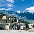 taos pueblo-1