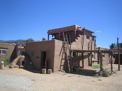 Taos-2.JPG