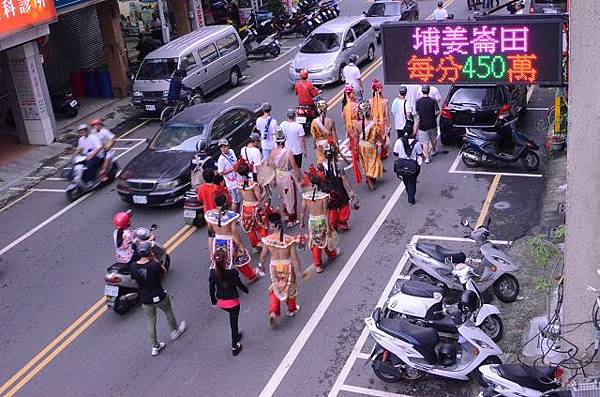 邊走邊看隨意拍~彰化市傍晚街景