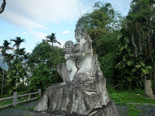 美崙山--松園. 美崙溪.花蓮港