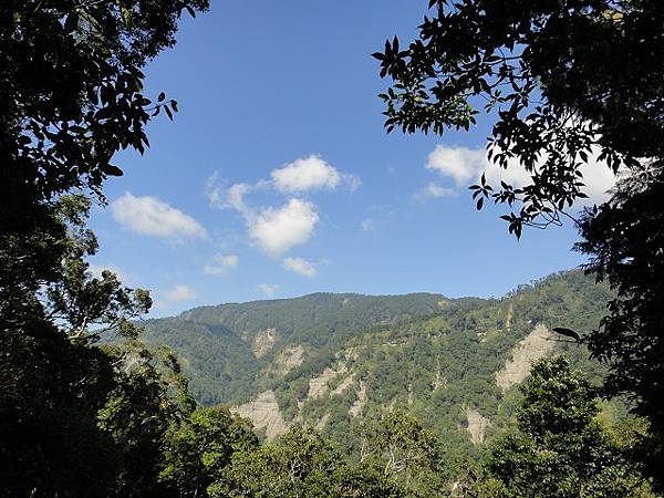 千人洞走水漾森林登鹿屈山(上)~長征路.    中級山的終極