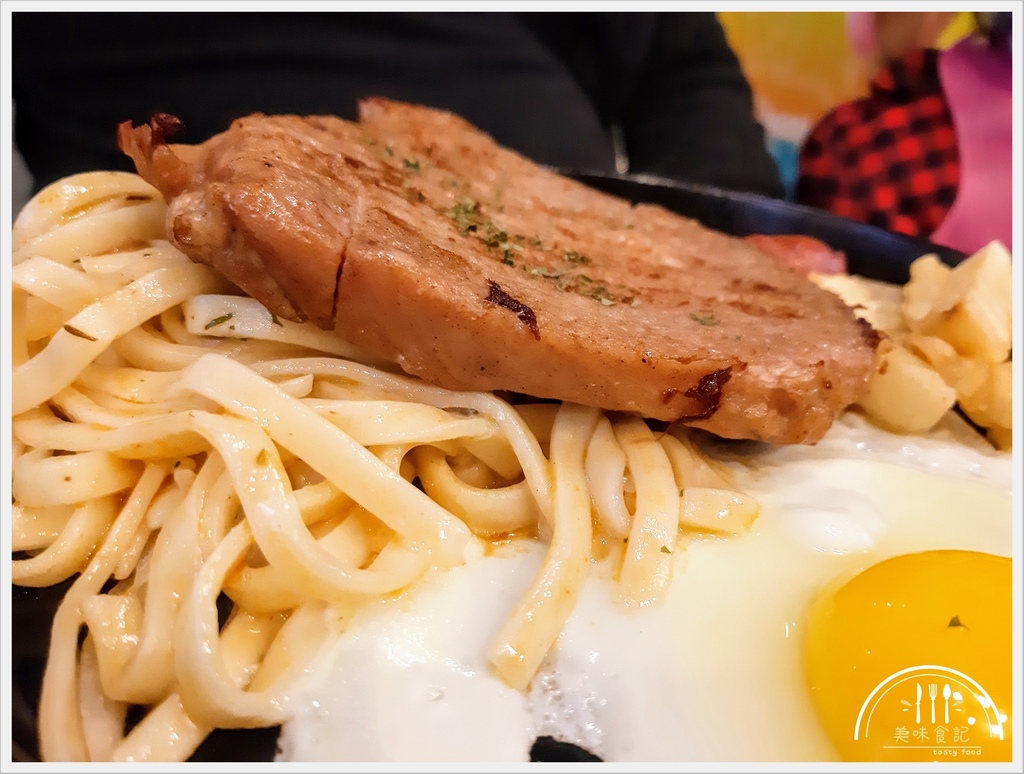 拐彎抹角-草屯店