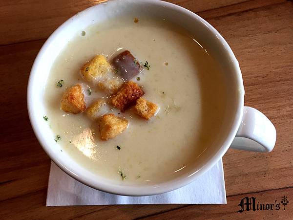 IMG_2430.jpg IMG_2430.jpg