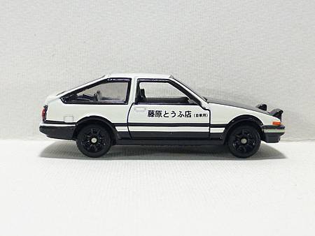Dream Tomica 頭文字d Ae86 Trueno 魔王z的世界 痞客邦
