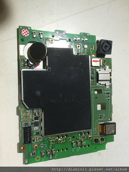 HTC Desire 820s 液晶更換