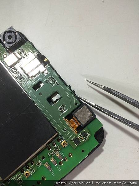 HTC Desire 820s 液晶更換