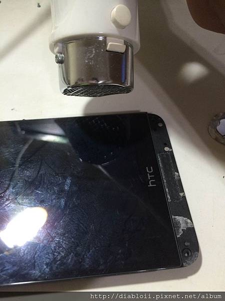HTC Desire 820s 液晶更換