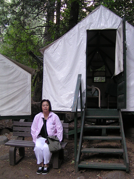 Yosemite Curry Village Tent-1.JPG