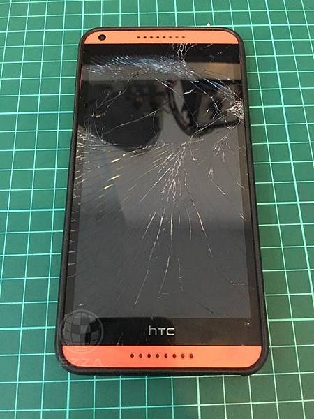Desire816 面板破裂.jpg Desire816 面板破裂.jpg