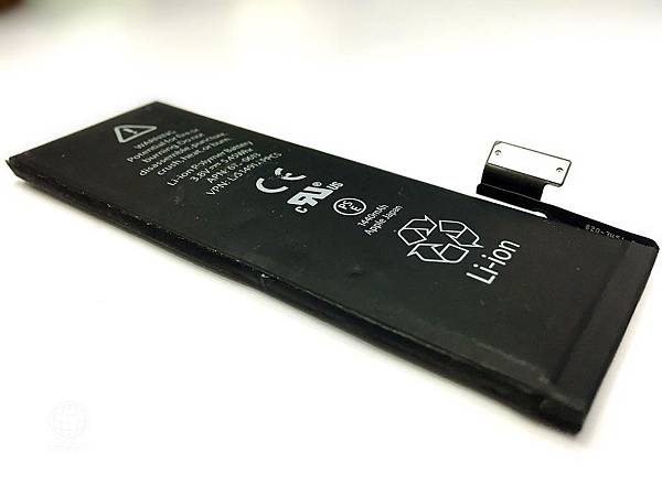 IPHONE5電池膨脹.jpg IPHONE5電池膨脹.jpg