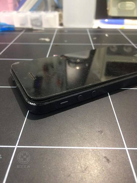 IPHONE 5 又見面板撐開.jpg IPHONE 5 又見面板撐開.jpg