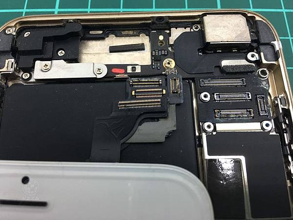 IPHONE6+ 泡水.jpg IPHONE6+ 泡水.jpg
