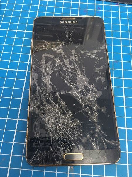 note3 面板破裂4.jpg note3 面板破裂4.jpg