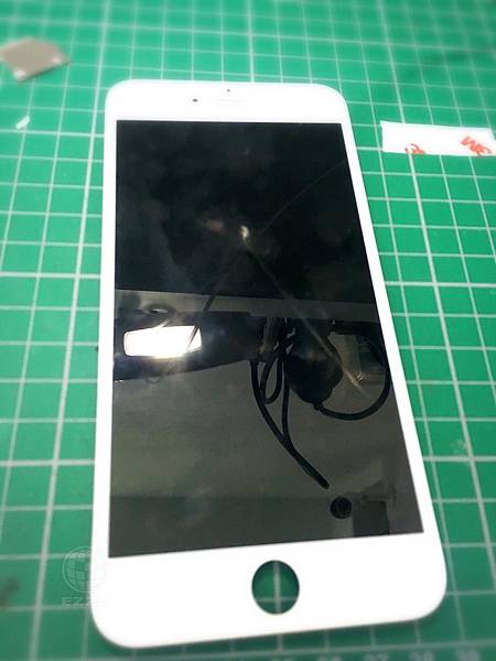 IPHONE6+玻璃破裂.jpg IPHONE6+玻璃破裂.jpg