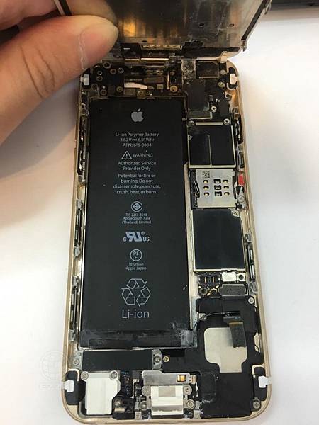 IPHONE6泡海水.jpg IPHONE6泡海水.jpg