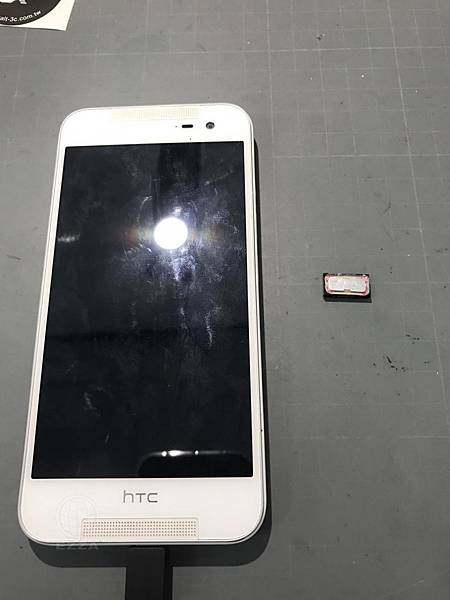 HTC 蝴蝶2 聽筒沒聲音.jpg HTC 蝴蝶2 聽筒沒聲音.jpg