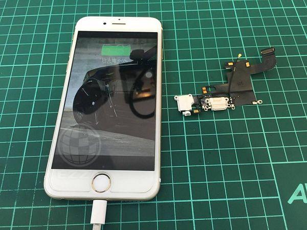i6更換尾插.jpg i6更換尾插.jpg