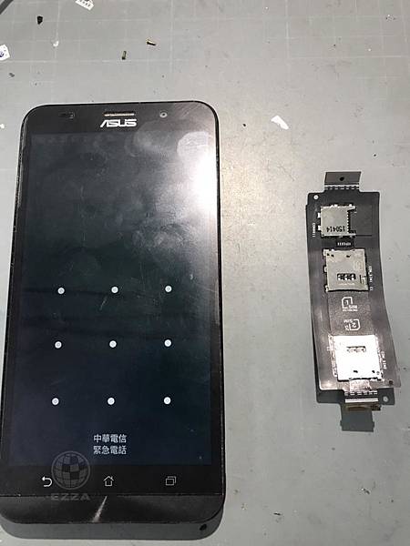Zenfone 2 SIM卡讀不到.jpg Zenfone 2 SIM卡讀不到.jpg