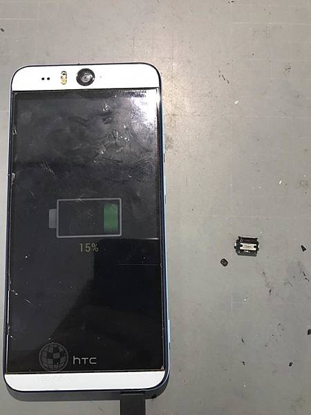 z3c換電池.jpg z3c換電池.jpg