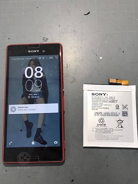 iphone6+面板破2.jpg iphone6+面板破2.jpg