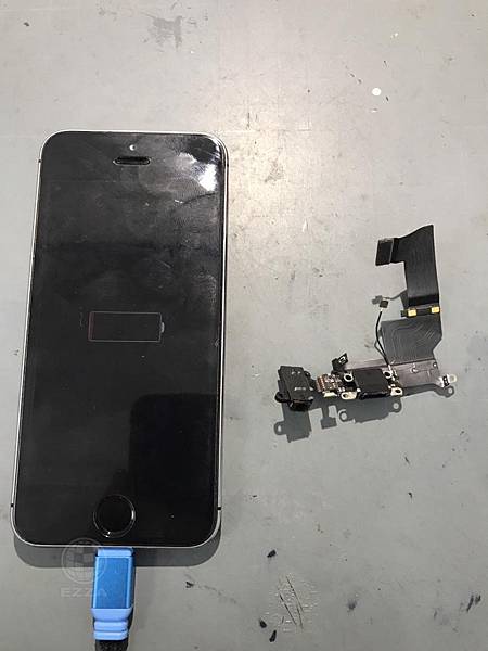 IPHONE 5S充電異常.jpg IPHONE 5S充電異常.jpg
