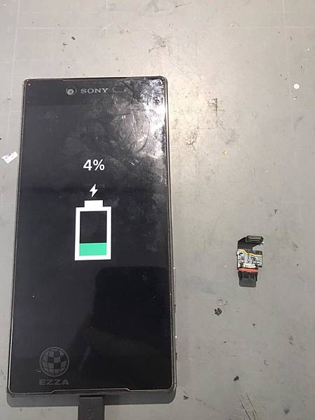 SONY Z5P充電異常.jpg SONY Z5P充電異常.jpg