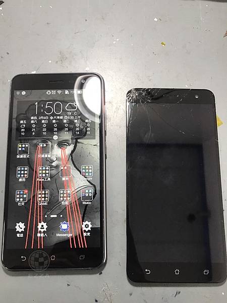ASUS ZenFone 3面板破碎.jpg ASUS ZenFone 3面板破碎.jpg
