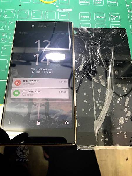 z00ud面板破裂.jpg z00ud面板破裂.jpg