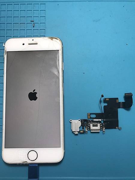IPHONE6無法充電.jpg IPHONE6無法充電.jpg