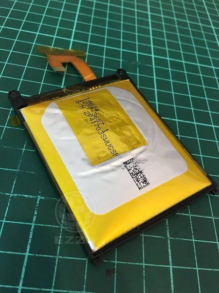 Z2電池膨脹(4).jpg Z2電池膨脹(4).jpg