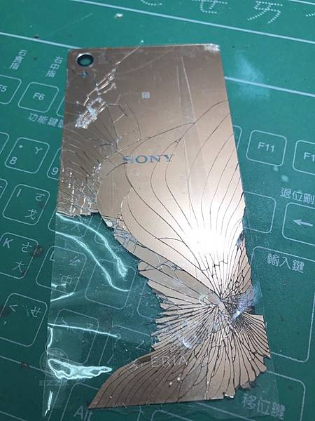 HTC M8觸控不良.jpg HTC M8觸控不良.jpg