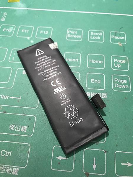 三星平板 T235Y電池膨脹.jpg 三星平板 T235Y電池膨脹.jpg