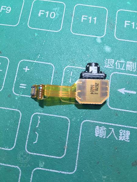 Z5P更換耳機孔.jpg Z5P更換耳機孔.jpg