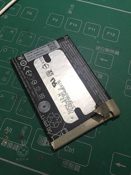 M8 MINI 更換電池.jpg M8 MINI 更換電池.jpg