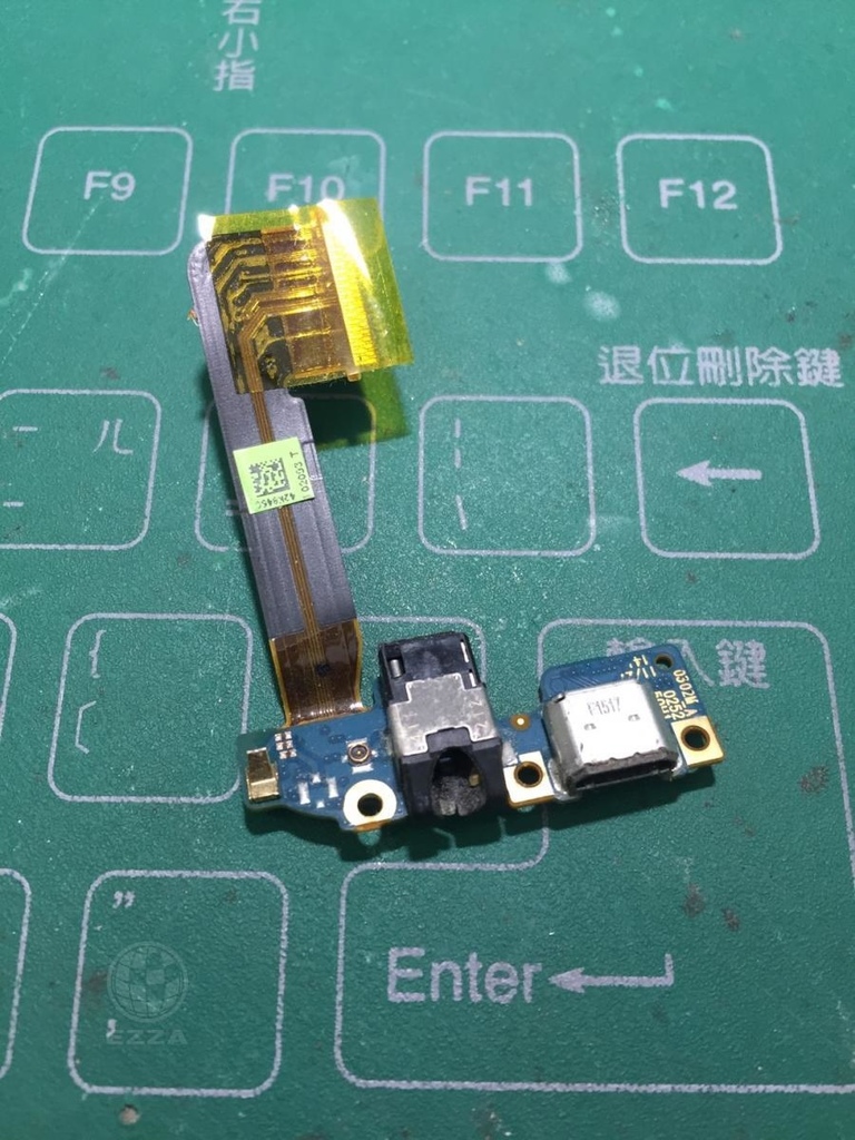 M9更換尾插.jpg M9更換尾插.jpg