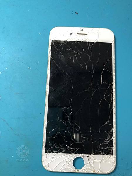 IPHONE6破得很均勻.jpg IPHONE6破得很均勻.jpg