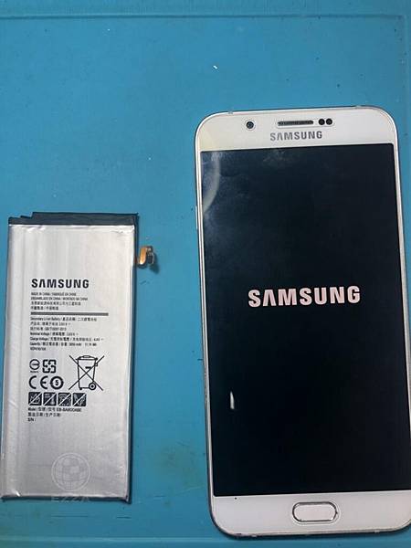 HTC 10電池更換(1).jpg HTC 10電池更換(1).jpg