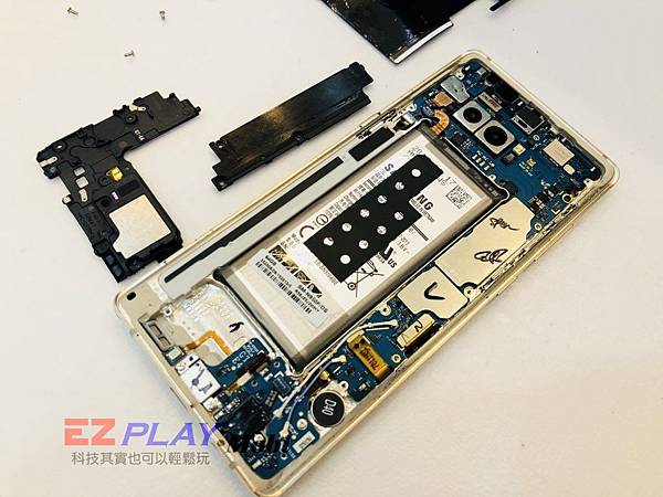 Samsung-Note8-螢幕更換_180611_0010-1024x768.jpg Samsung-Note8-螢幕更換_180611_0010-1024x768.jpg
