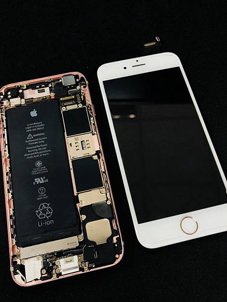 HTC-U-Ultra06.jpg HTC-U-Ultra06.jpg