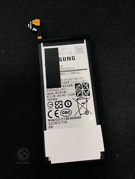 IPHONE7面板慘破.jpg IPHONE7面板慘破.jpg