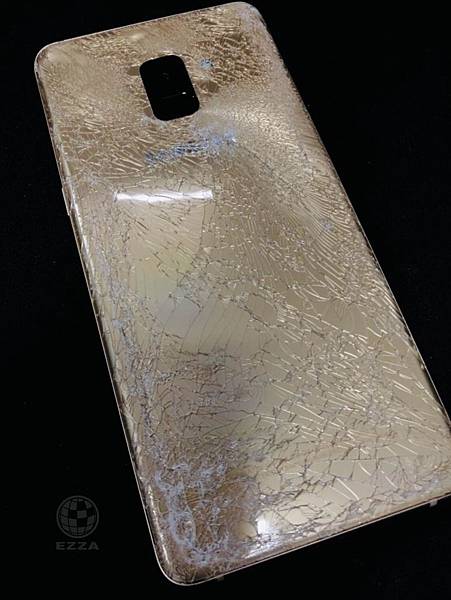 IPHONE7面板慘破.jpg IPHONE7面板慘破.jpg